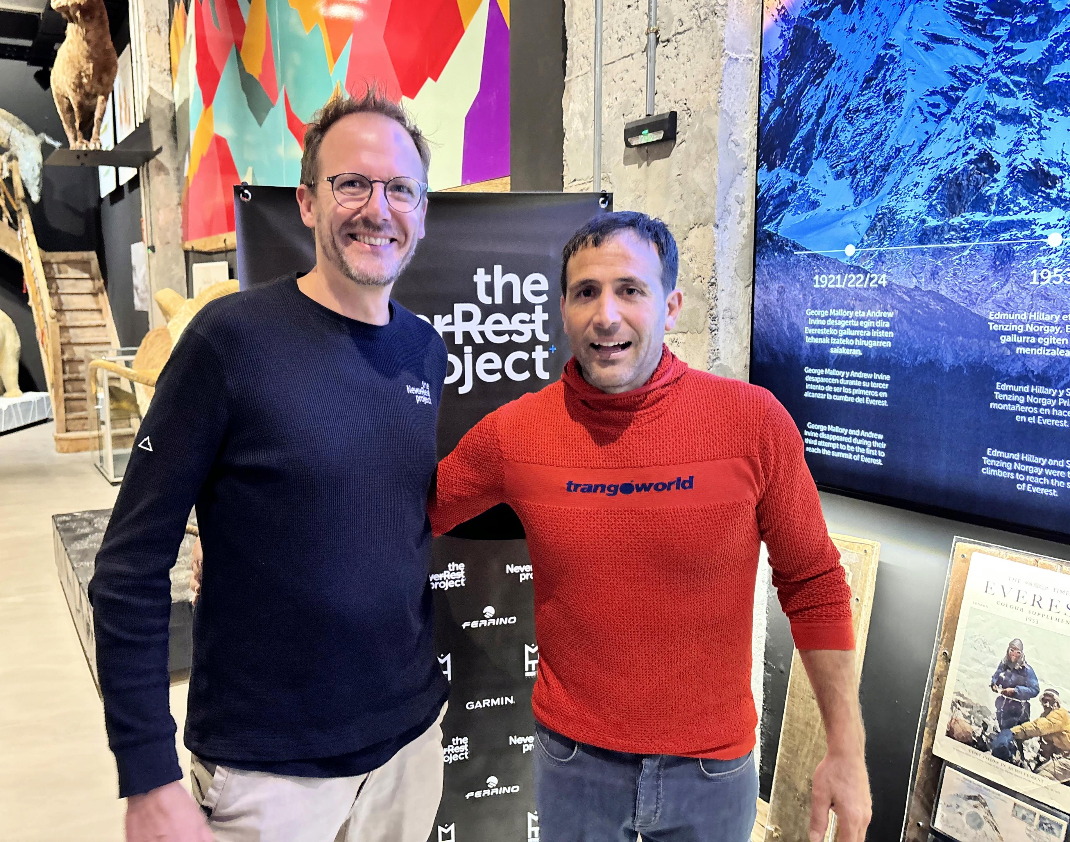 Frédéric Kauffmann and Alex Txikon at the Mendietxe Museum inauguration.